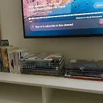 Modern 1-Br Retreat With Pool, High Speed Wifi, Netflix, Steps From Moa, Bars, Entertainment, Transport