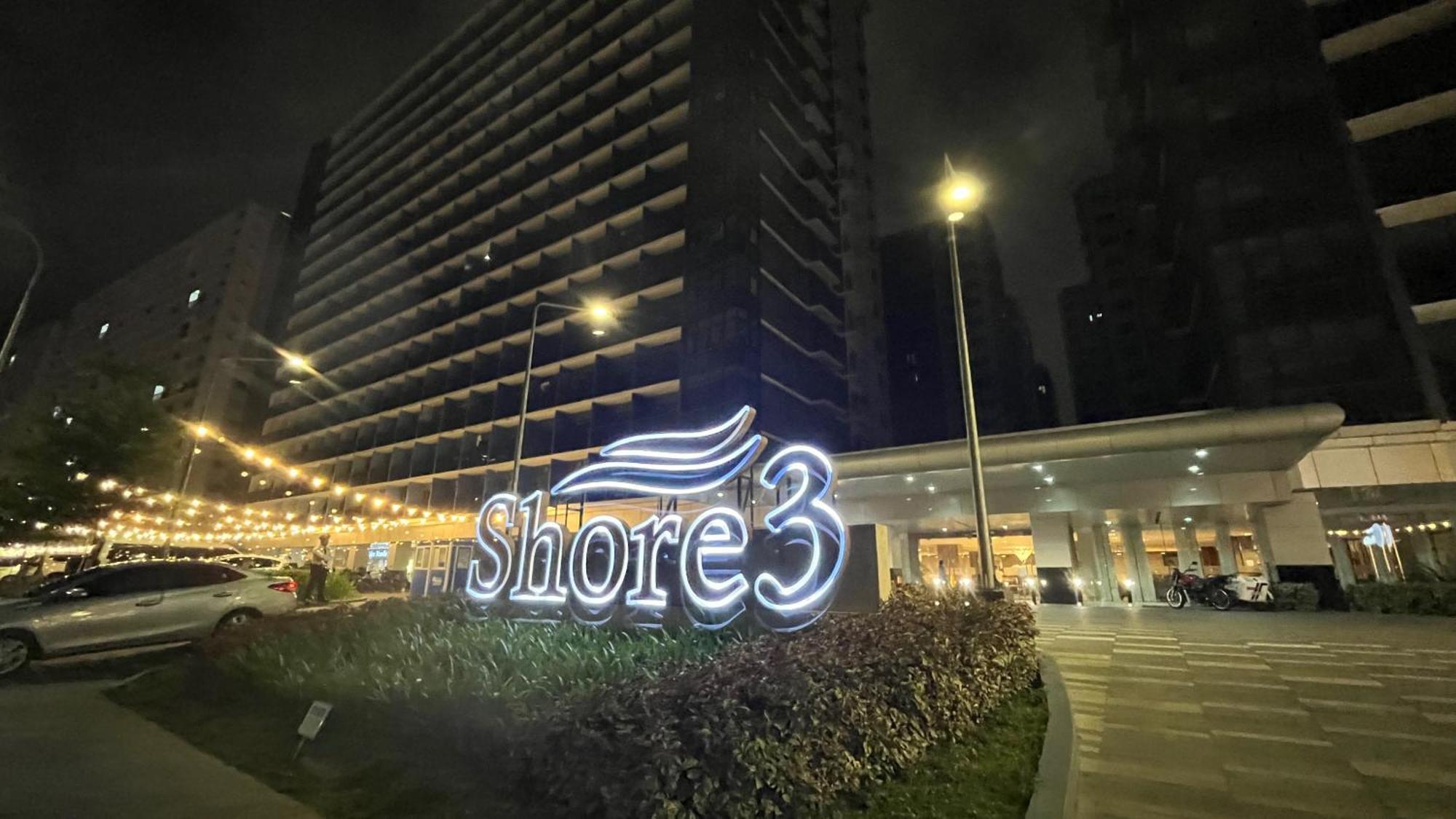Aparthotel Modern 1-br Retreat With Pool, High Speed Wifi, Netflix, Steps From Moa, Bars, Entertainment, Transport Manila