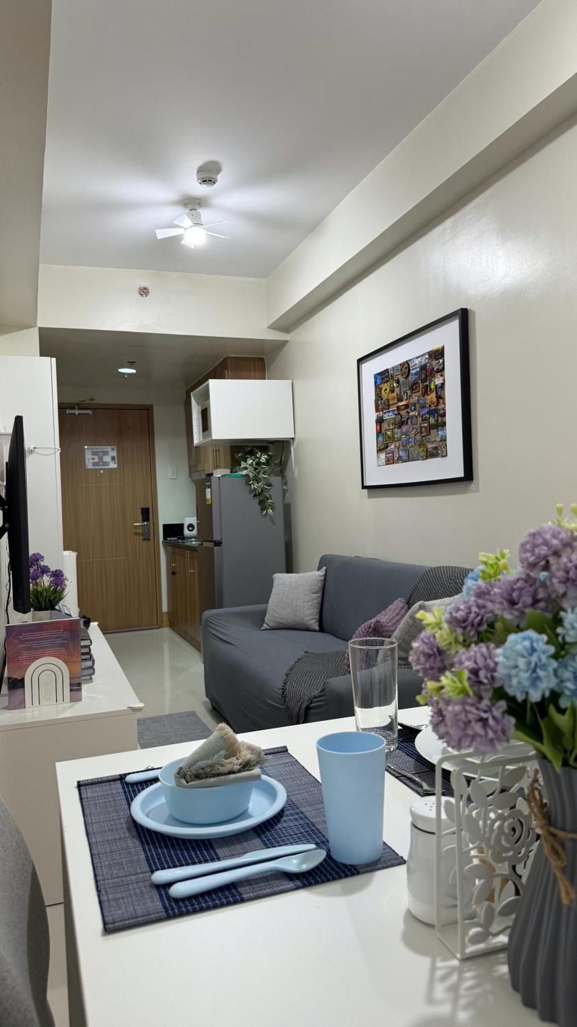 Modern 1-br Retreat With Pool, High Speed Wifi, Netflix, Steps From Moa, Bars, Entertainment, Transport Aparthotel *